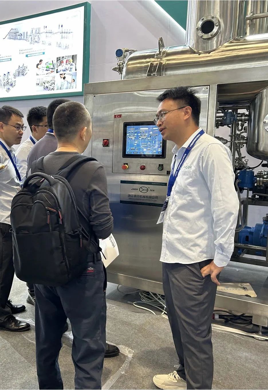 直擊現(xiàn)場(chǎng)丨展會(huì)進(jìn)行時(shí),鎮(zhèn)田機(jī)械精彩繼續(xù)(圖2) 640_wx_fmt=jpeg&wxfrom=5&wx_lazy=1&wx_co=1 (5).jpg