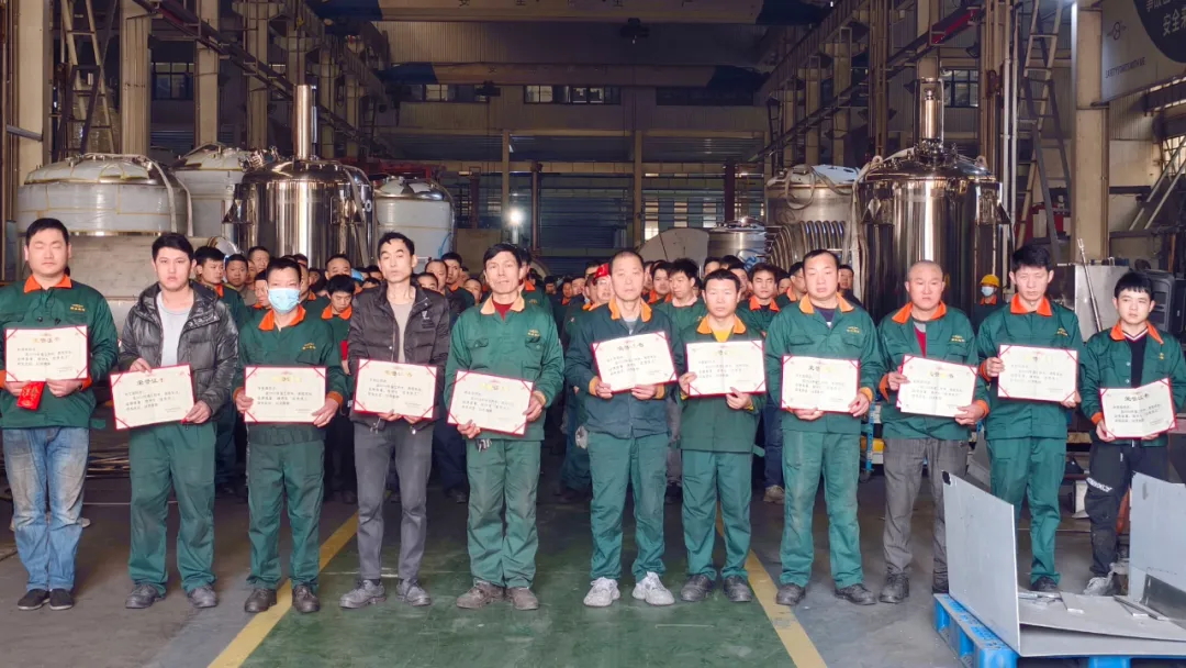 鎮田機械2024年優秀員工頒獎儀式圓滿舉行(圖3)